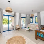 Azzurro Villa *