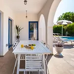 Villa Azzurro *