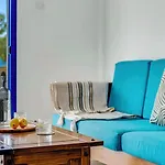 Azzurro فيلة