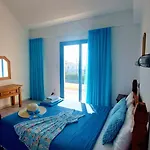Villa Azzurro *