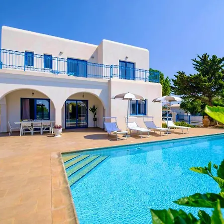 Villa Azzurro *