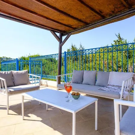 Villa Azzurro