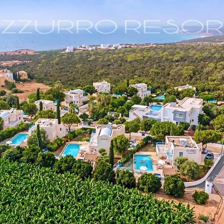 Azzurro Villa Peyia